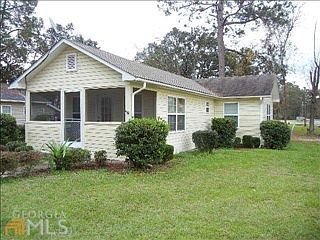 2nd image of 160 Kingsland Dr