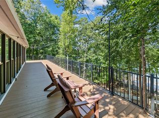 108 Tulip Ln, Westminster, SC 29693