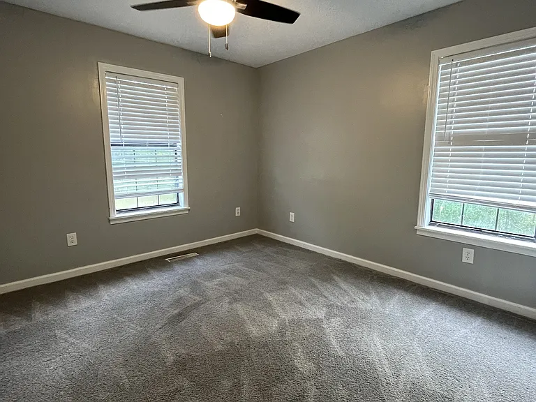 261 Becks Ln — Photo 6