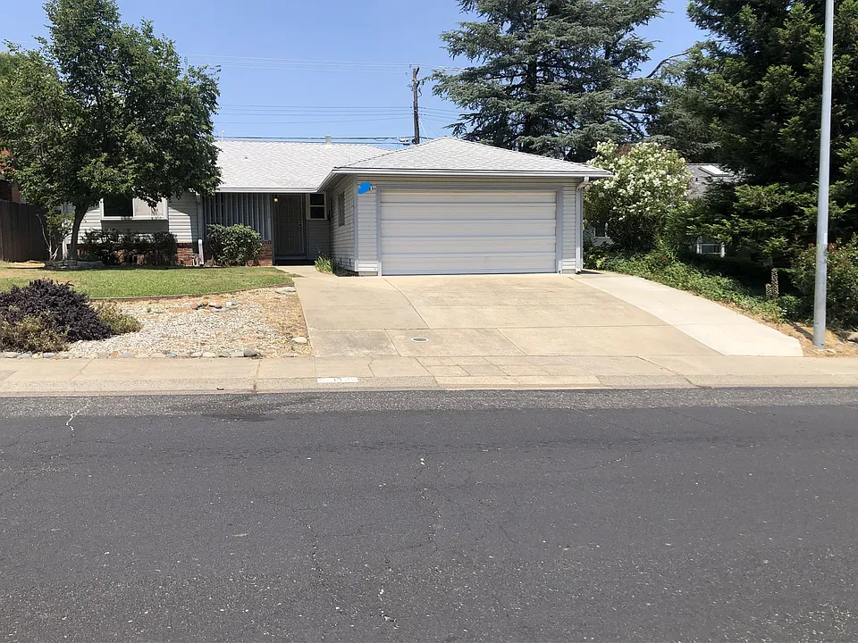 1125 Coloma Way