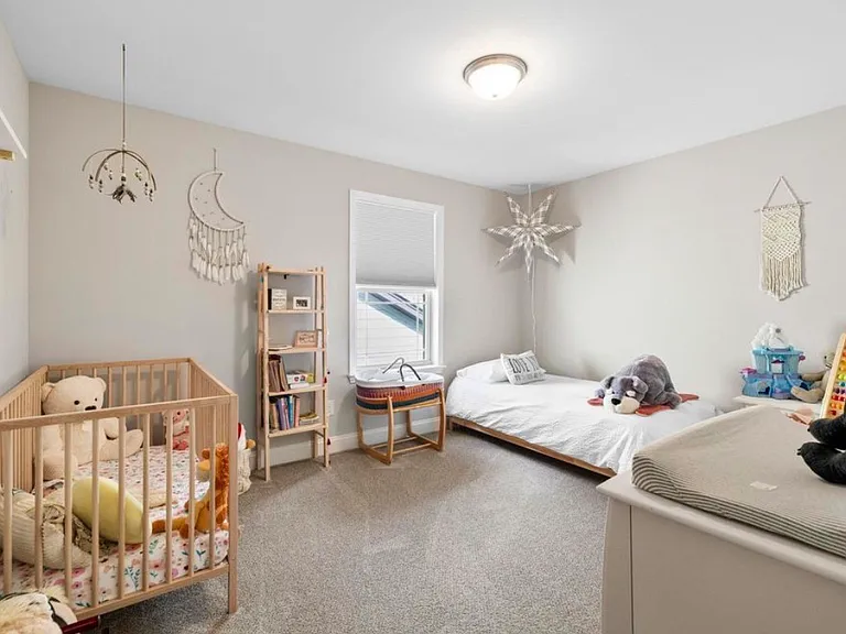180 Bur Oak Dr — Photo 15