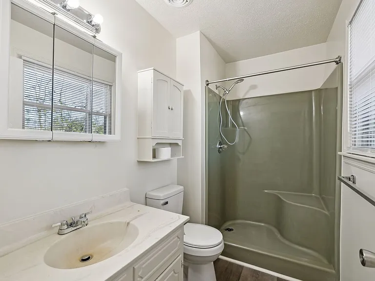 1421 Huntington Dr — Photo 20