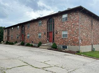 120 McDonough St APT 1C, Saint Charles, MO 63301