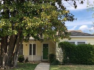 413 W College Ave, Comanche, TX 76442