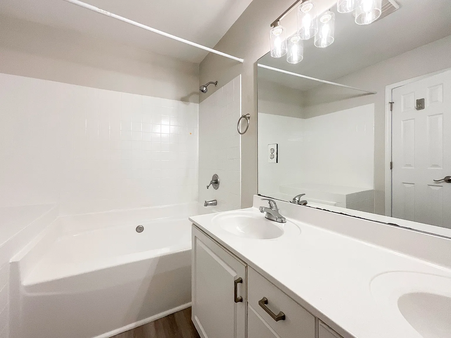 7305 Rosehall Drive - 1 — Photo 3