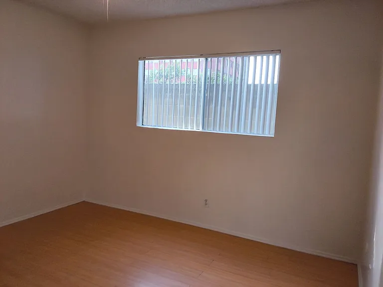 109 Almansor St — Photo 22