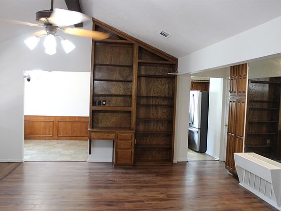 5th image of 8780 Kimberly Ln