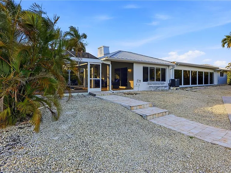 339 Landmark St — Photo 43