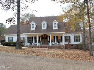 116 Johnny Rawls Rd, Mendenhall, MS 39114