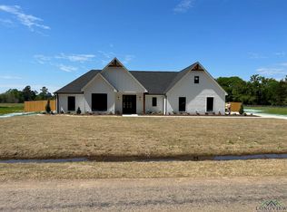 446 Elysian Fields Ave, Marshall, TX 75672