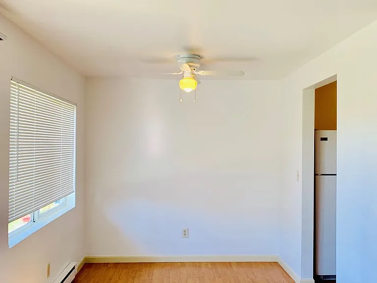 Kingston Harbor Apartments — Photo 5