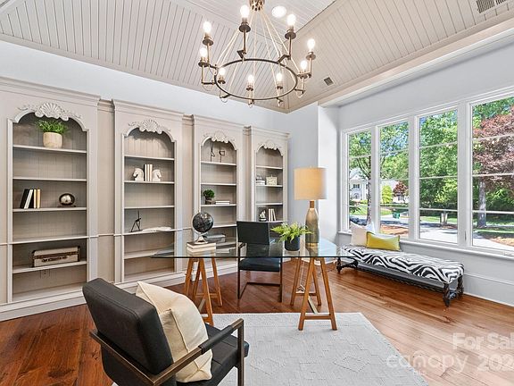 5th image of 1816 Craigmore Dr