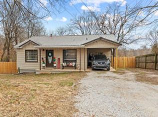 423 N 3rd St, Harrison, AR 72601