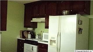 4th image of 104 Valleymeadows Dr