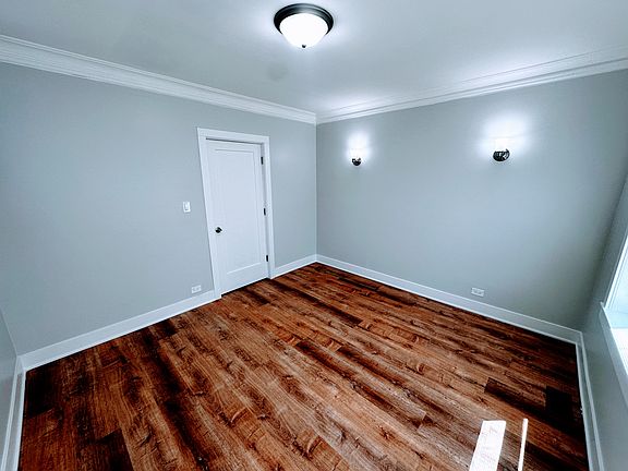 4th image of 5059 W Altgeld St Unit 1