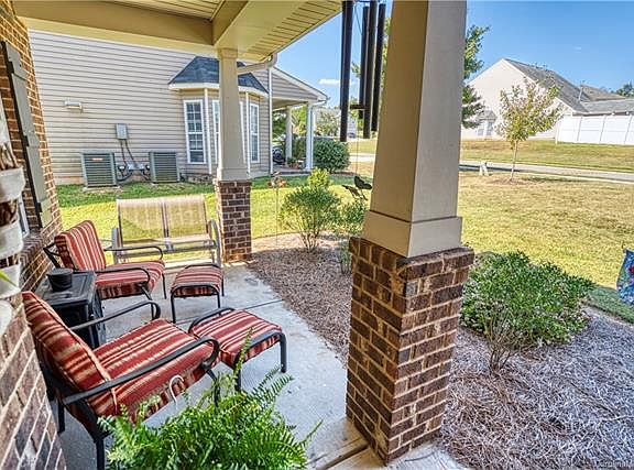 4th image of 5112 Newport Landing Way