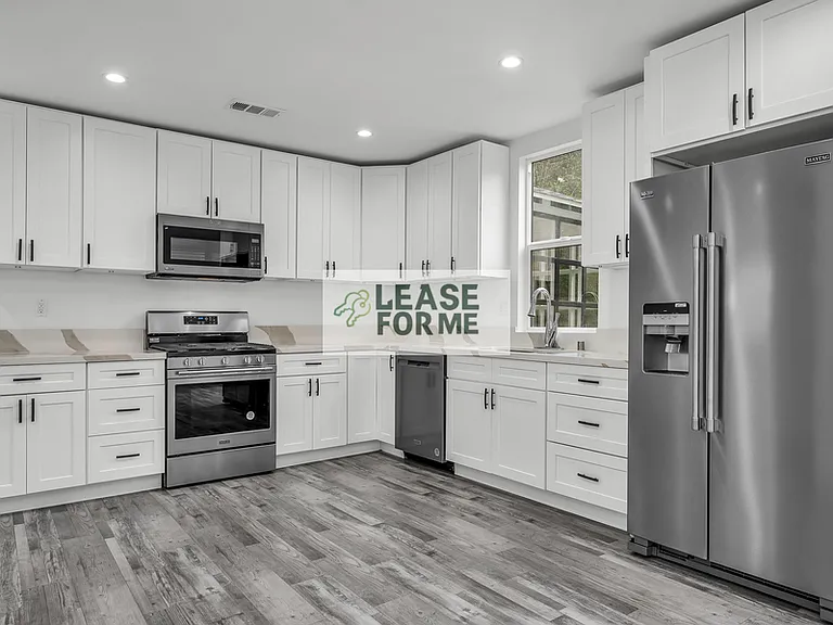 9848 Portola Dr — Photo 48