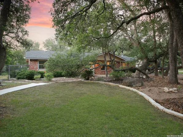 205 El Cerrito, Hollywood Park, TX 78232