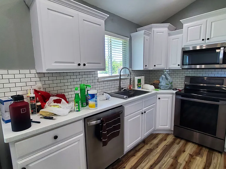 648 S Holladay Dr — Photo 3