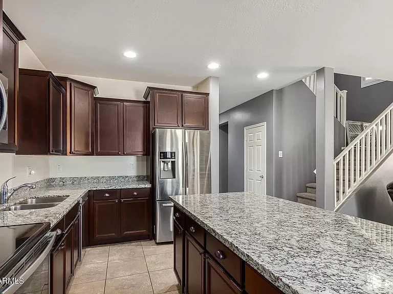 10179 W Puget Ave — Photo 4