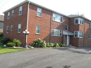 223 S Dryden Pl APT 2A, Arlington Heights, IL 60004