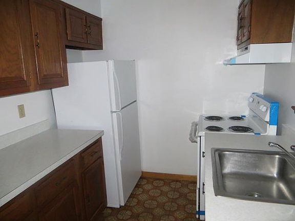 5th image of 14 N Taylor Ave #C