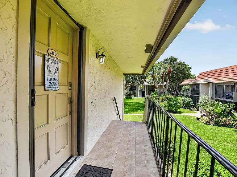 1050 NW 13th St #281D — Photo 4