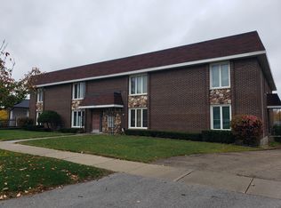 4312 Douglas Rd, Downers Grove, IL 60515