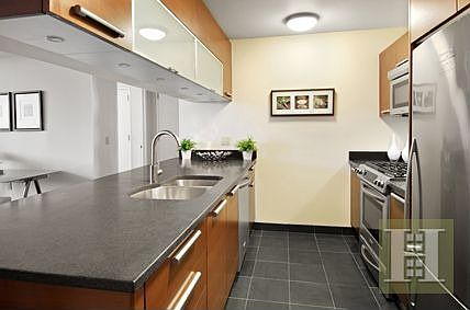 4th image of 1485 5th Ave APT 9H