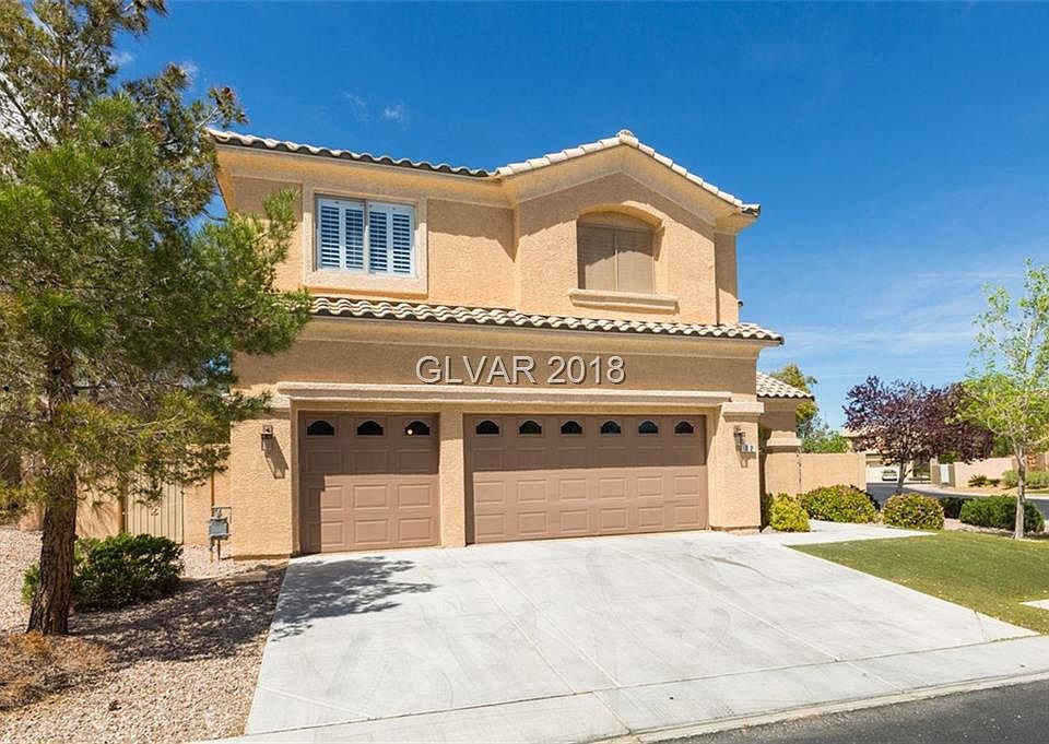 1st image of 72 Pine Bay Ct