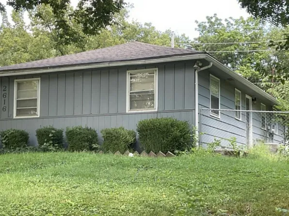 2616-2618 SW Clay St, Topeka, KS 66611