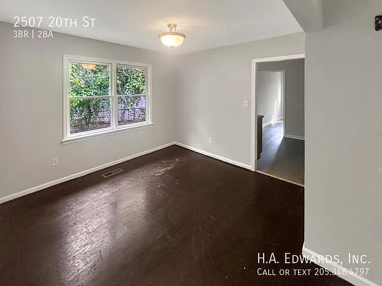 2507 20th St — Photo 16