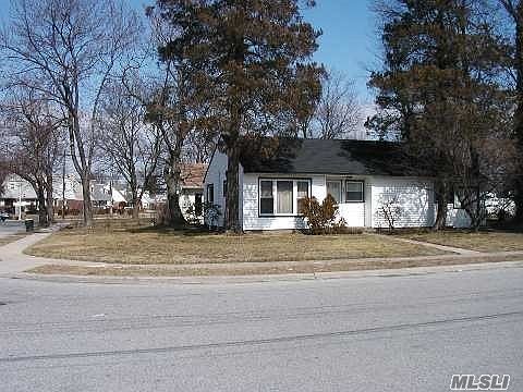 1st image of 835 Dana Ave