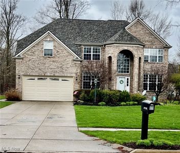 9768 Firelands Dr, Twinsburg, OH, 44087