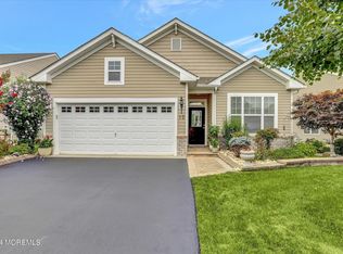 12 Denerail Rd, Manalapan, NJ 07726