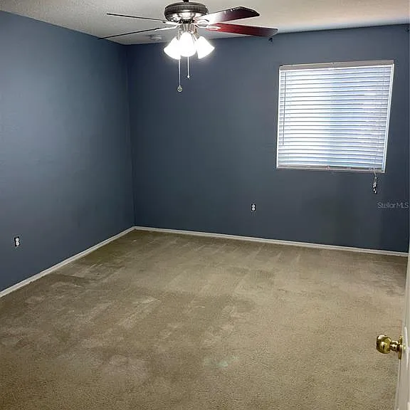 1017 Chalcedony St — Photo 14