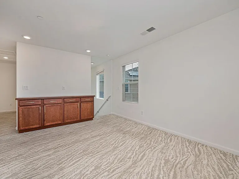 6130 Mehrten Cir — Photo 9