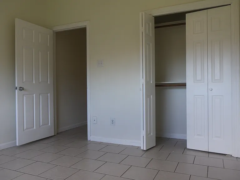 5230 Findlay Dr — Photo 21