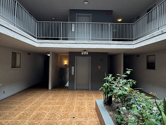 3rd image of 1150 N Normandie Ave APT 310