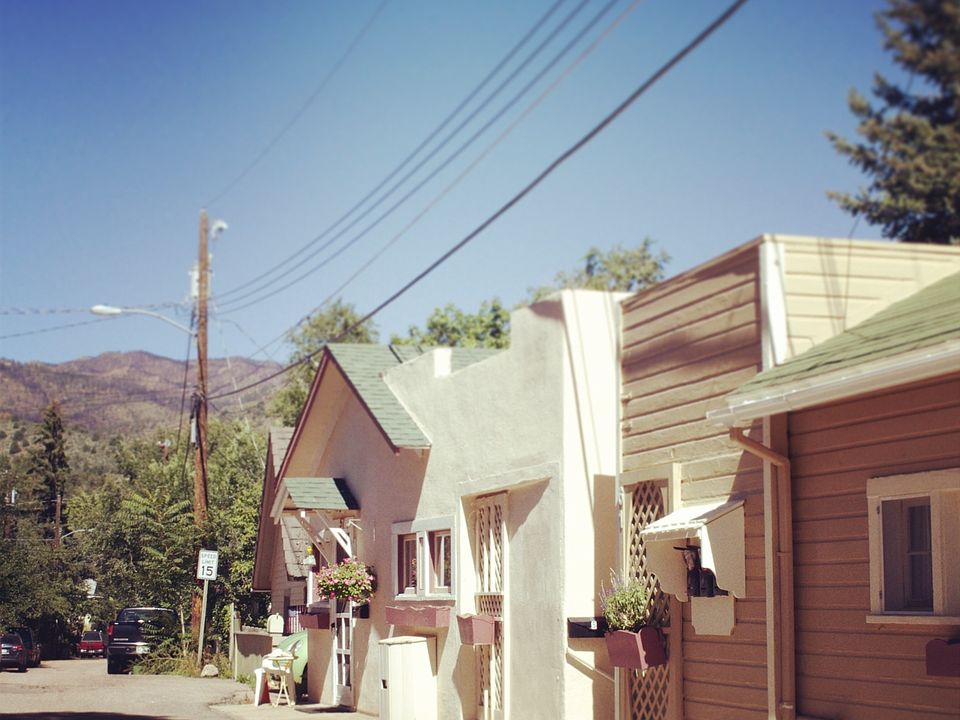 1st image of 61 Waltham Ave #1