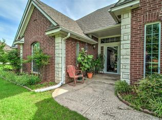 5701 Sunset Ridge Rd, Newalla, OK 74857