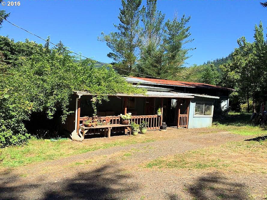 1st image of 120 Golden Dr