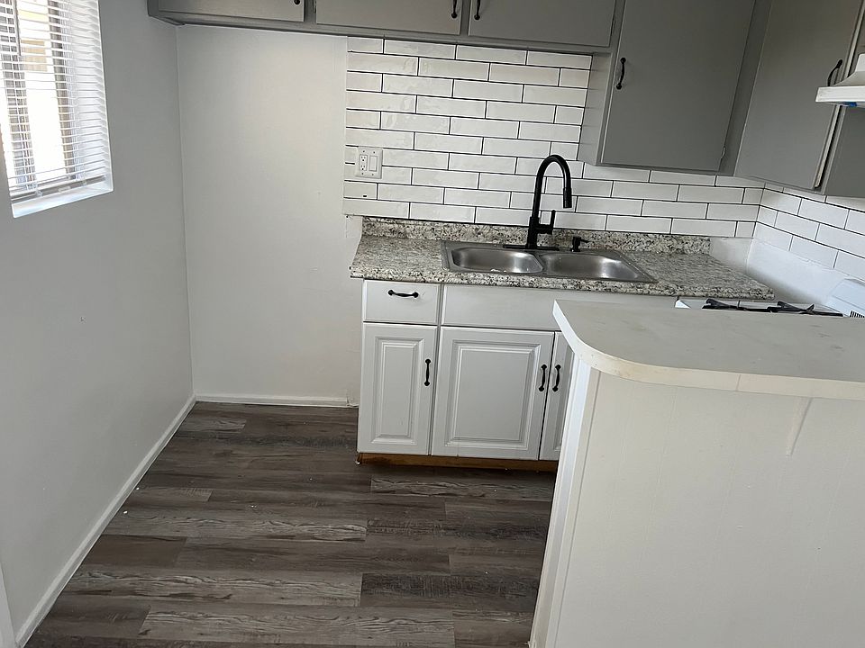 1st image of 1400 N Normandie Ave APT 18