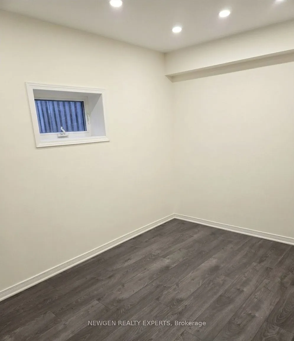 3 bed, $1,795 — Photo 4