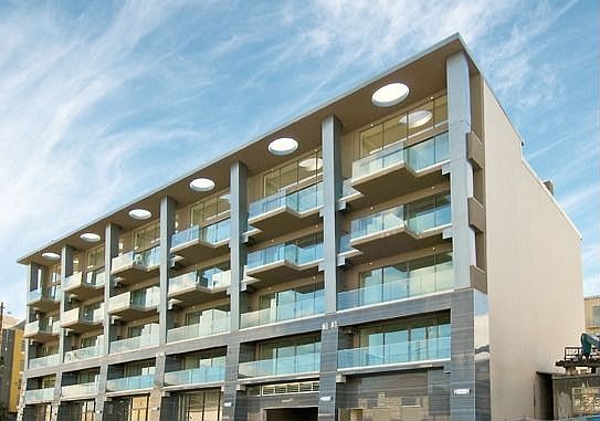 1st image of 550 18th St APT 202