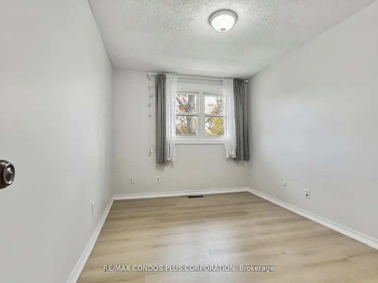 294 Fergus Ave #2 — Photo 21