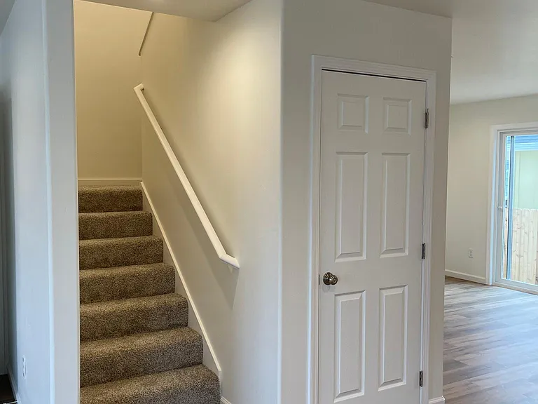 1839 Lime Ave — Photo 10