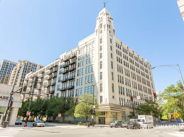 758 N Larrabee St, Chicago, IL