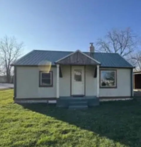 203 S Division St Photo 1