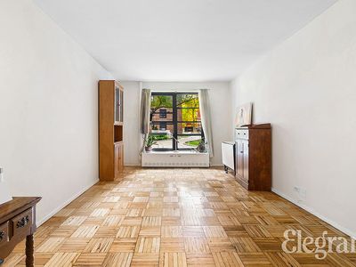 201 Clinton Ave APT 1F, Brooklyn, NY, 11205